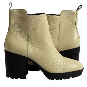 🎁SALE🎁LUCKY BRAND CREAM LEATHER LUG SOLE ANKLE BOOTS SZ 9 MED
